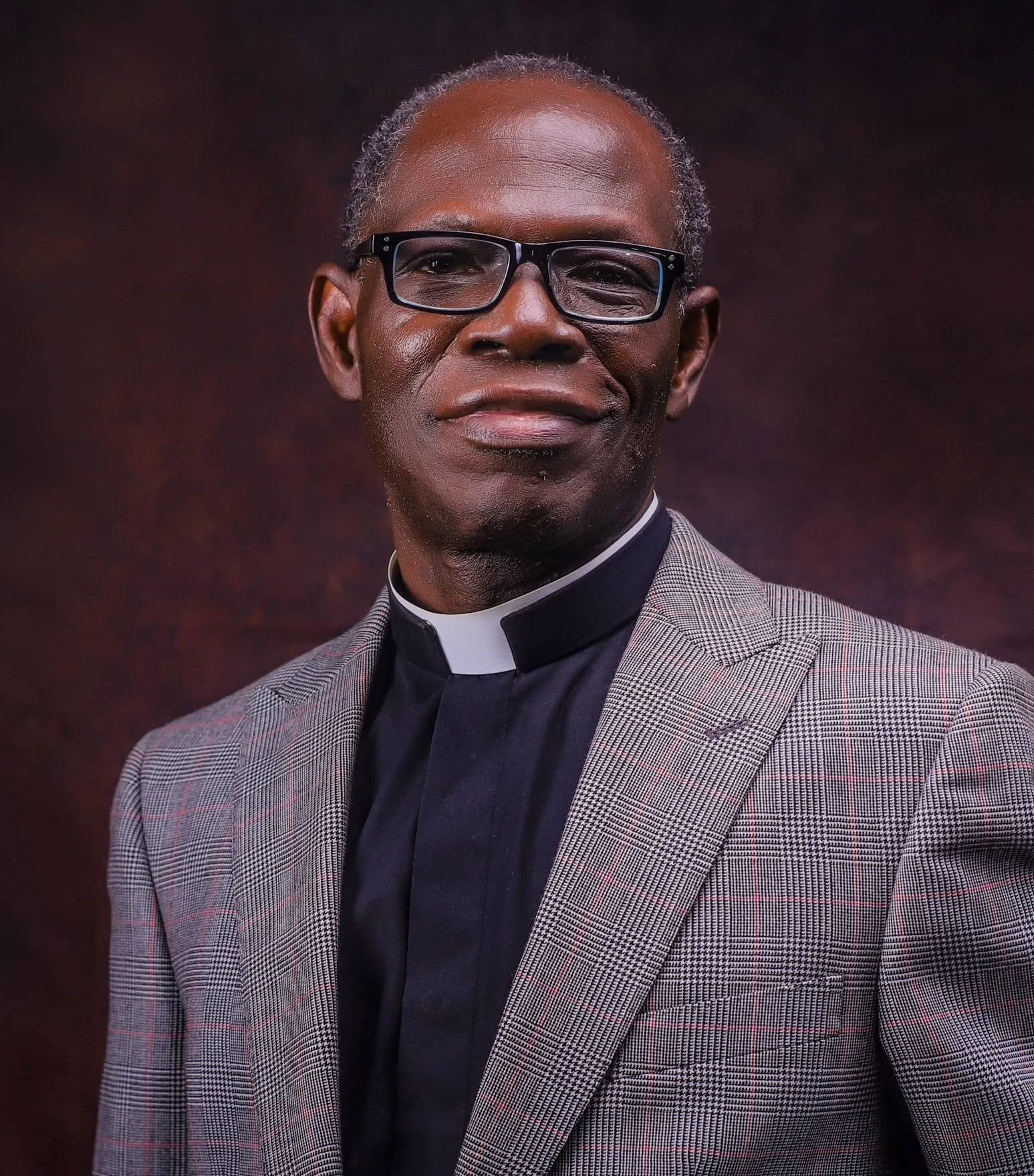 pastor s o oladele